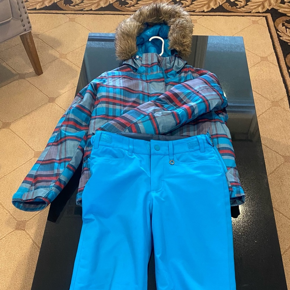 Roxy Girls/Juniors Ski Outfit 💙 NOT FOR SALE (SOLD)